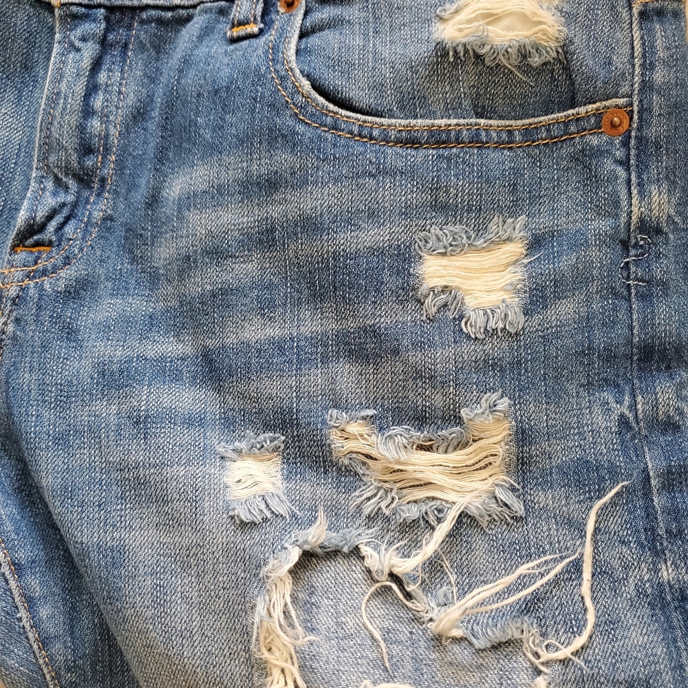 Lucky Brand Sienna Cigarette Distressed Boyfriend Jeans - Picture 7 of 7